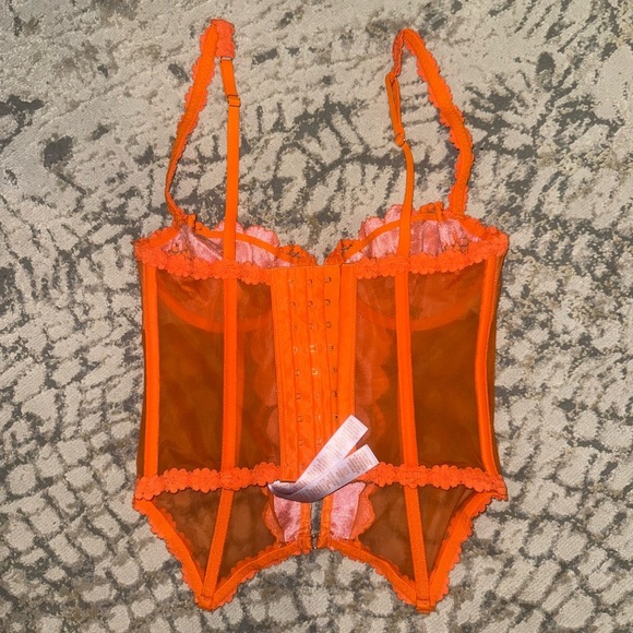 EUC Savage x Fenty Corset - Picture 2 of 3